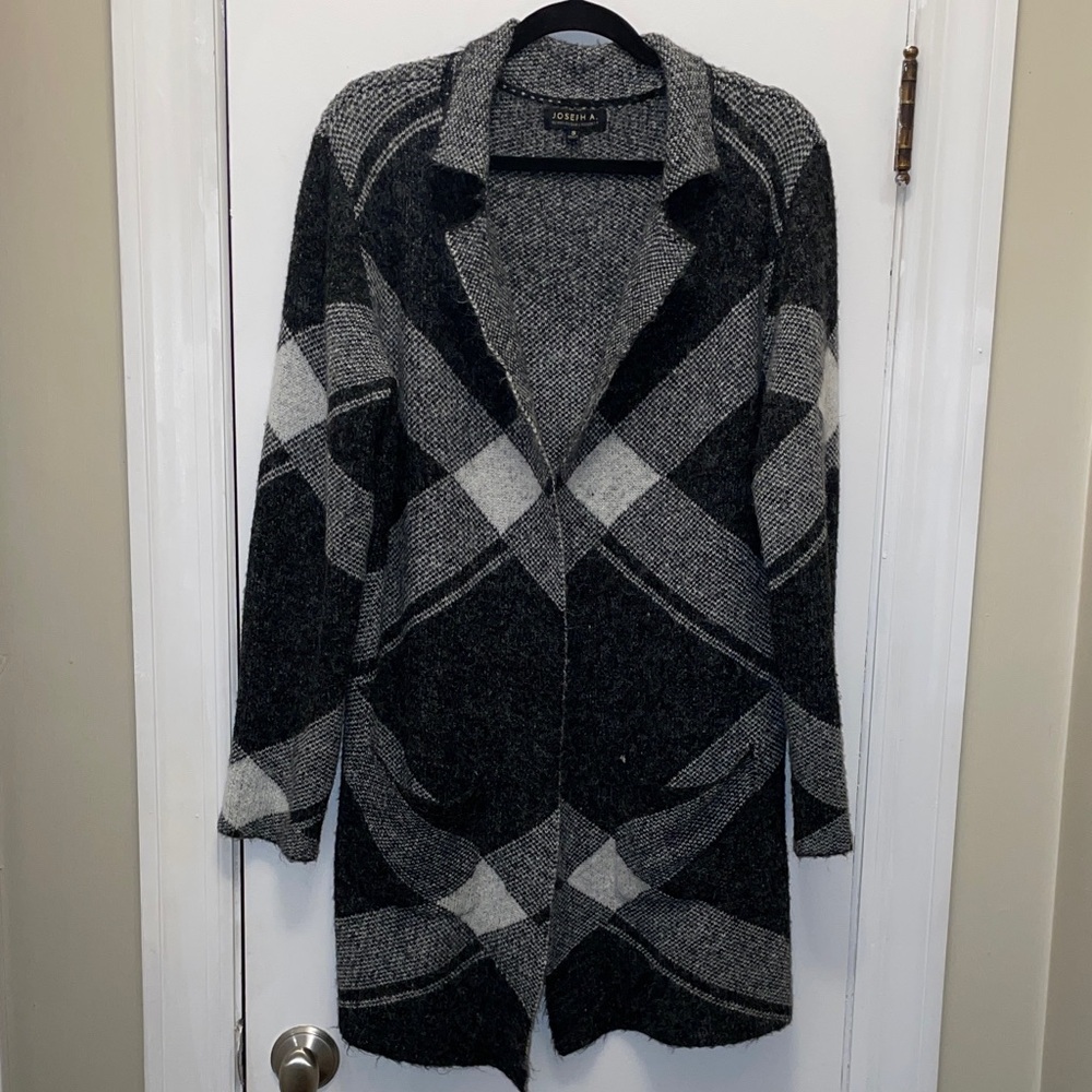 Long Plaid Open Front Cardigan Gray Black White Cozy Fall Layering Sweater